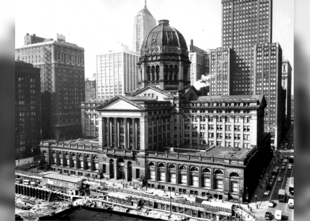 Chicago Federal Building: Chicago